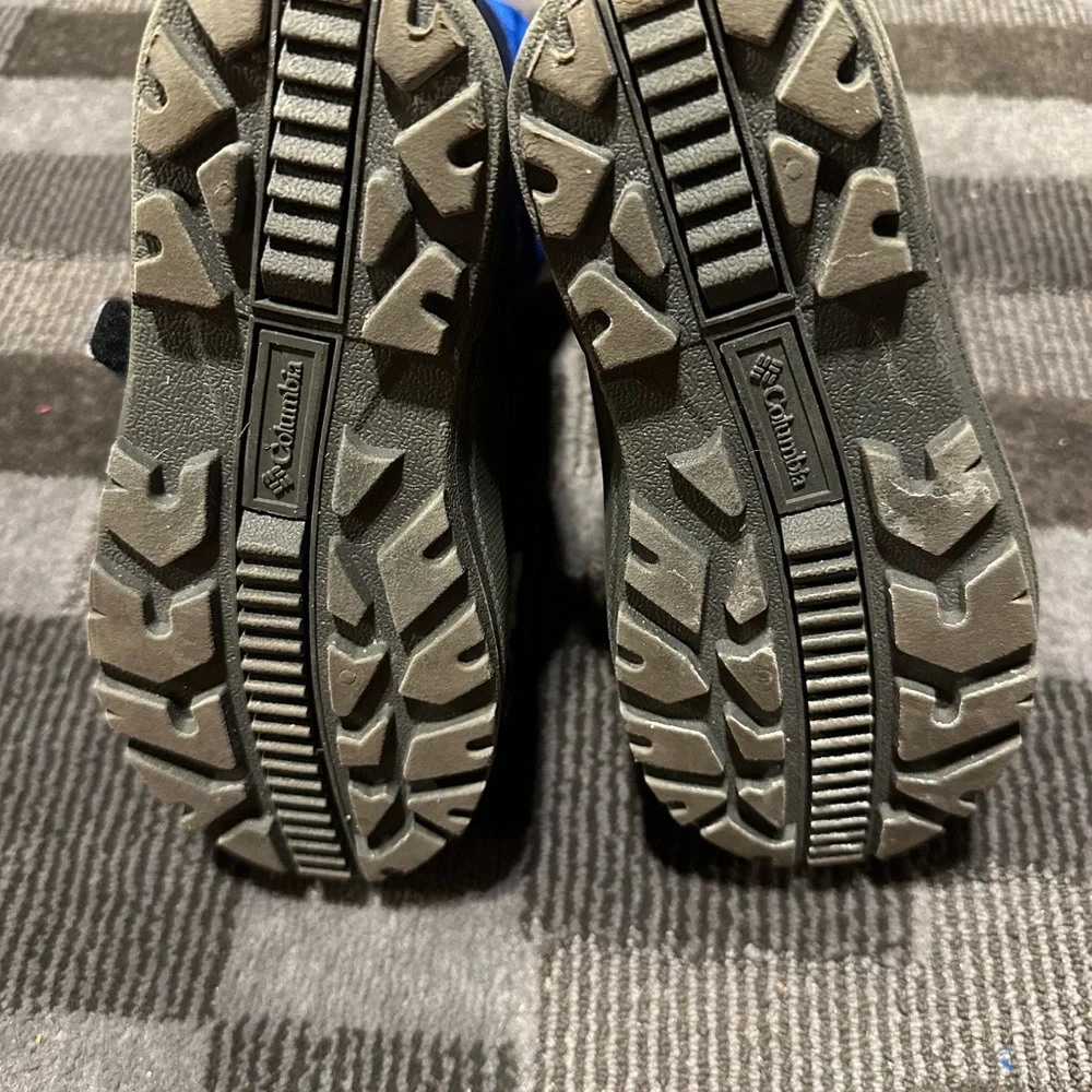 Columbia winter boots and boys size 13 - Picture 4 of 8